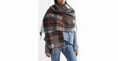 Holzweiler Scarf