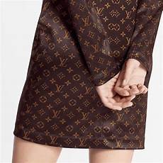 Louis V Scarf