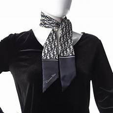 Mitzah Scarf