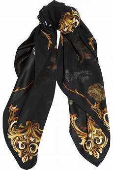 Valentino Scarf
