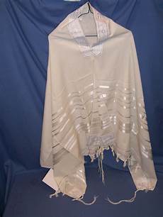 Woman Shawls